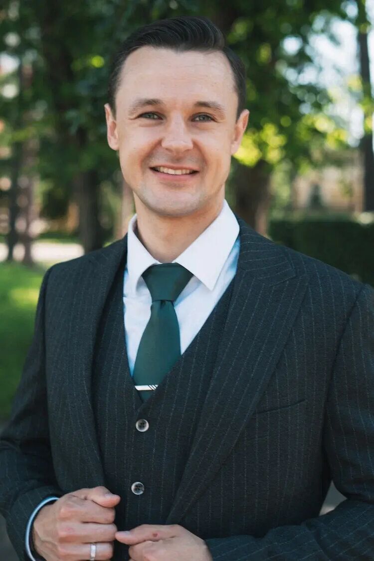 ���������� �����������, ���� ������� ������, 33 ����, ������������ ��� ������, ����� � ���������