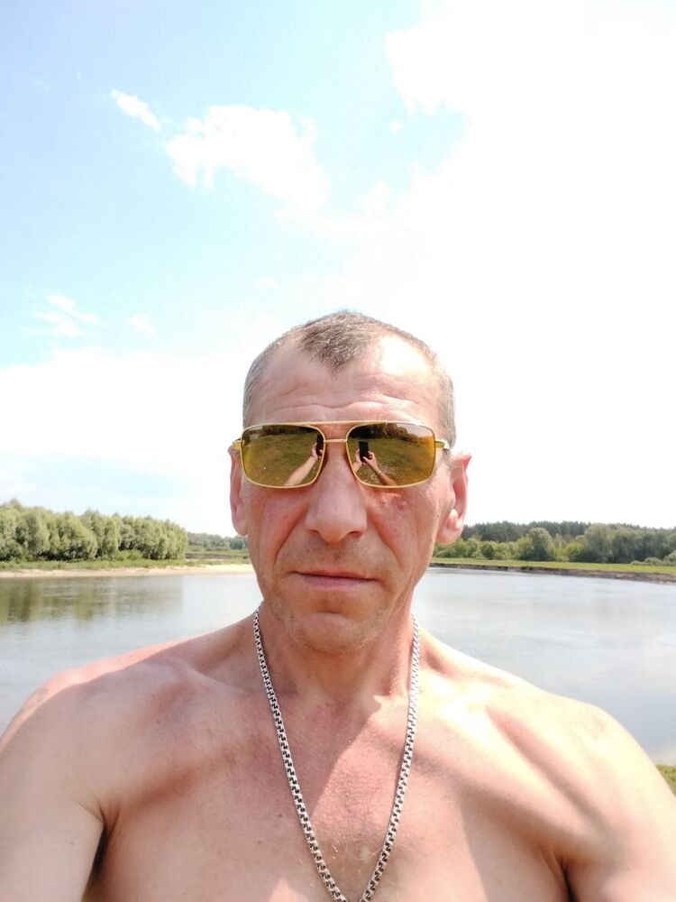  38428743  , 45 ,    