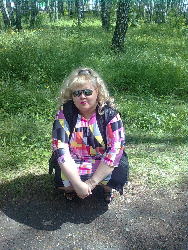  ,   Natali, 46 ,  