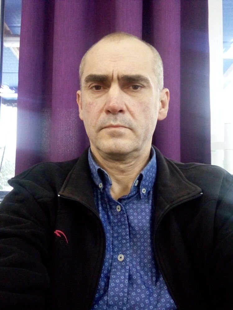  32858103  , 46 ,    