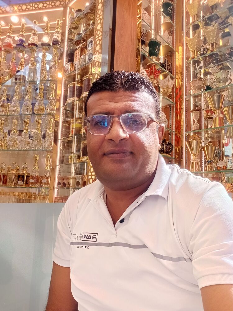  40884963  , 38 ,    Al Ghardaqah