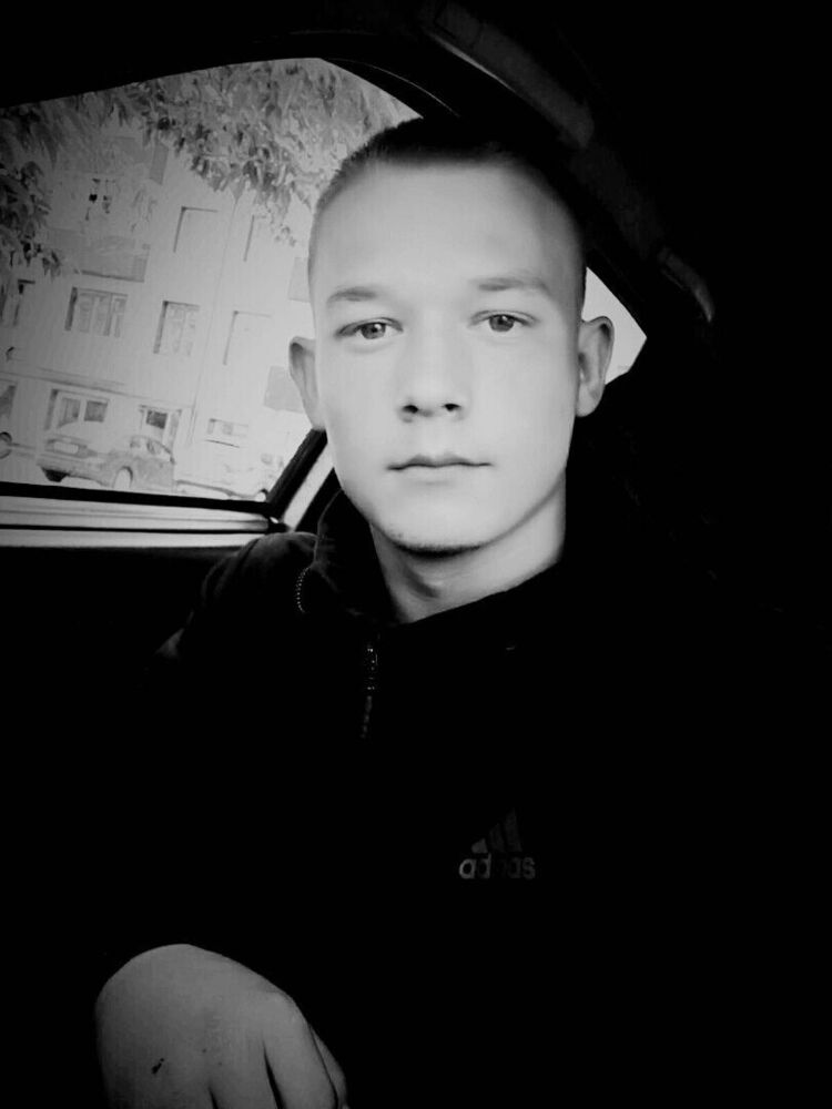  40688633  Alexandr, 26 ,    