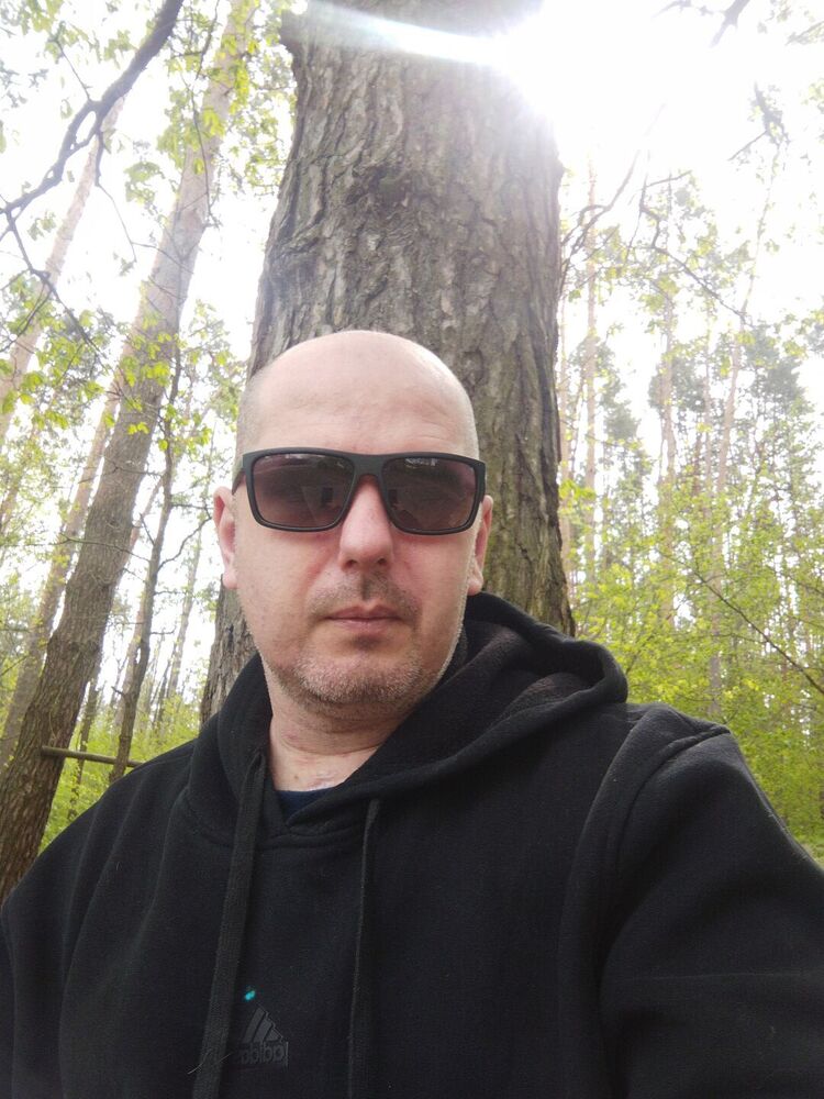  52424233  Alek, 41 ,    