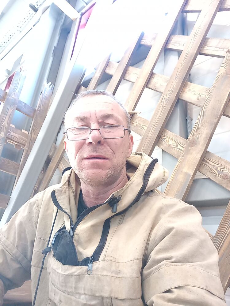  40052493  , 55 ,    