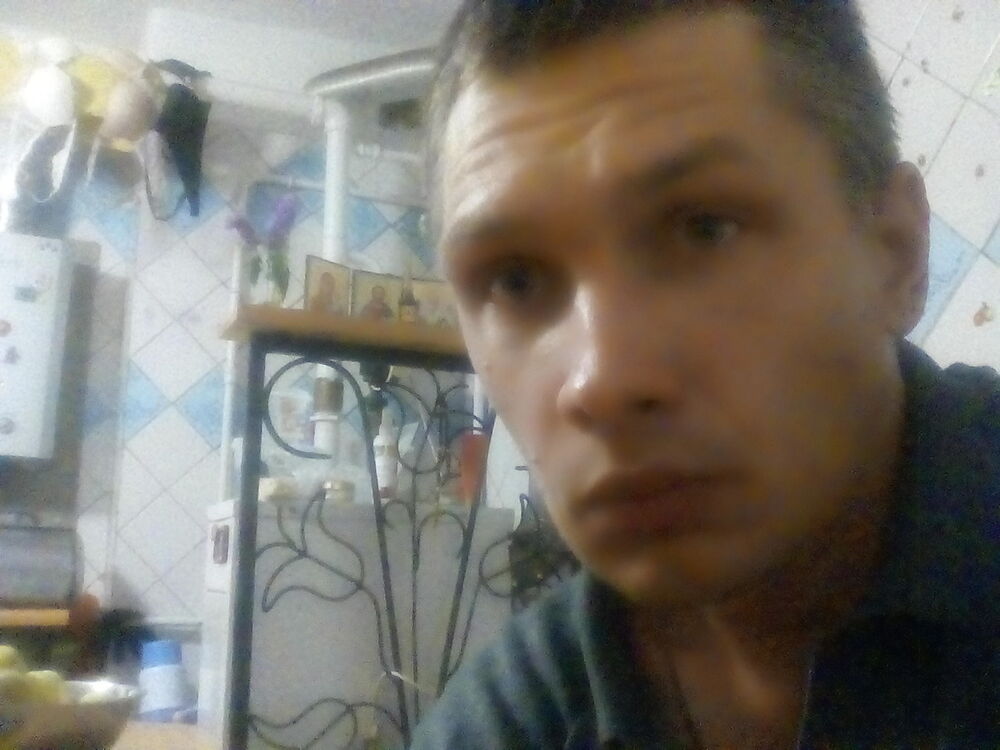  16964283  Maxim, 40 ,    
