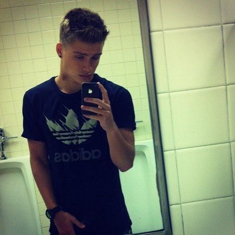  ,   Denis, 19 ,   ,   