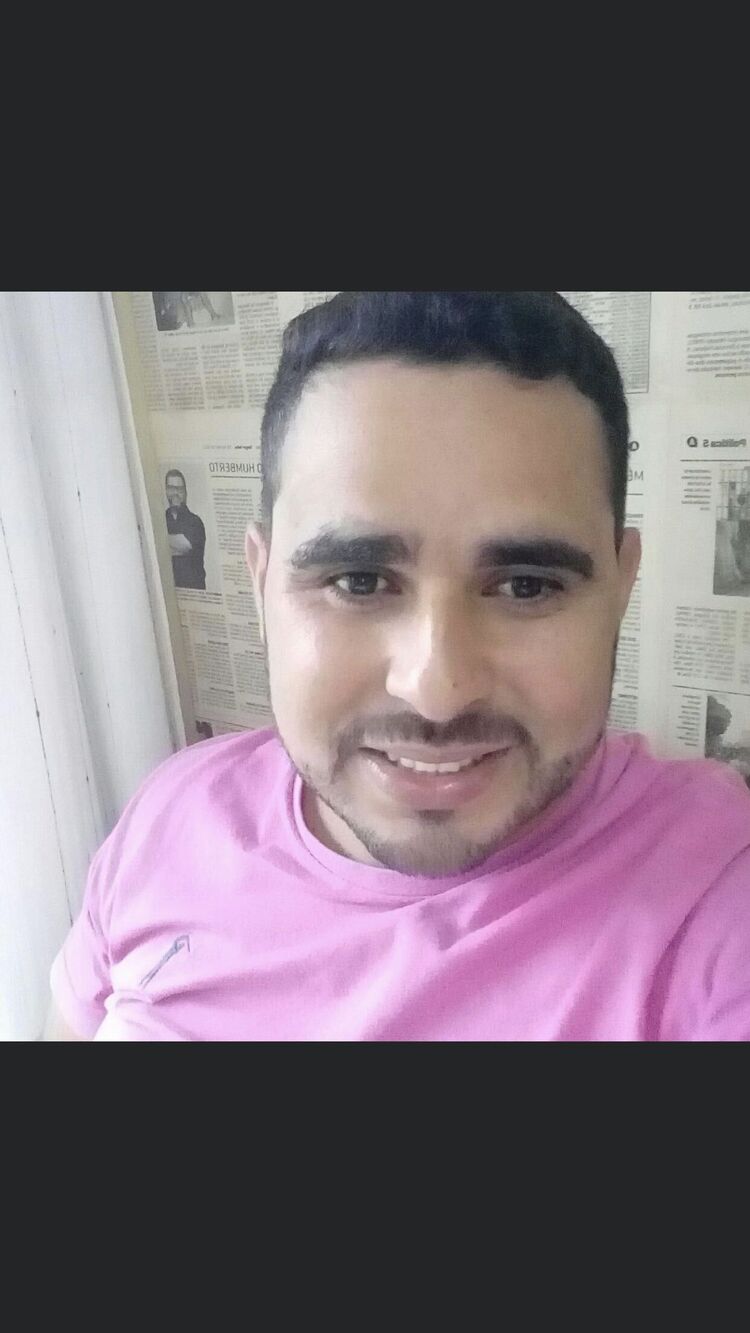  --,   Leandro, 25 ,   ,   