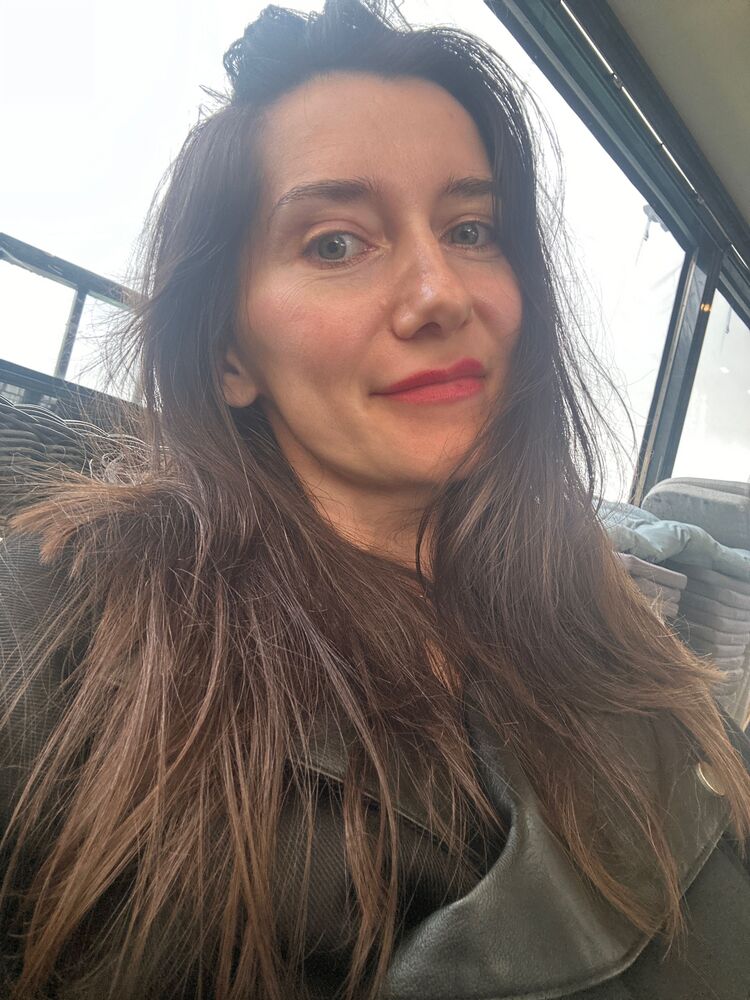  44734673  , 30 ,    -