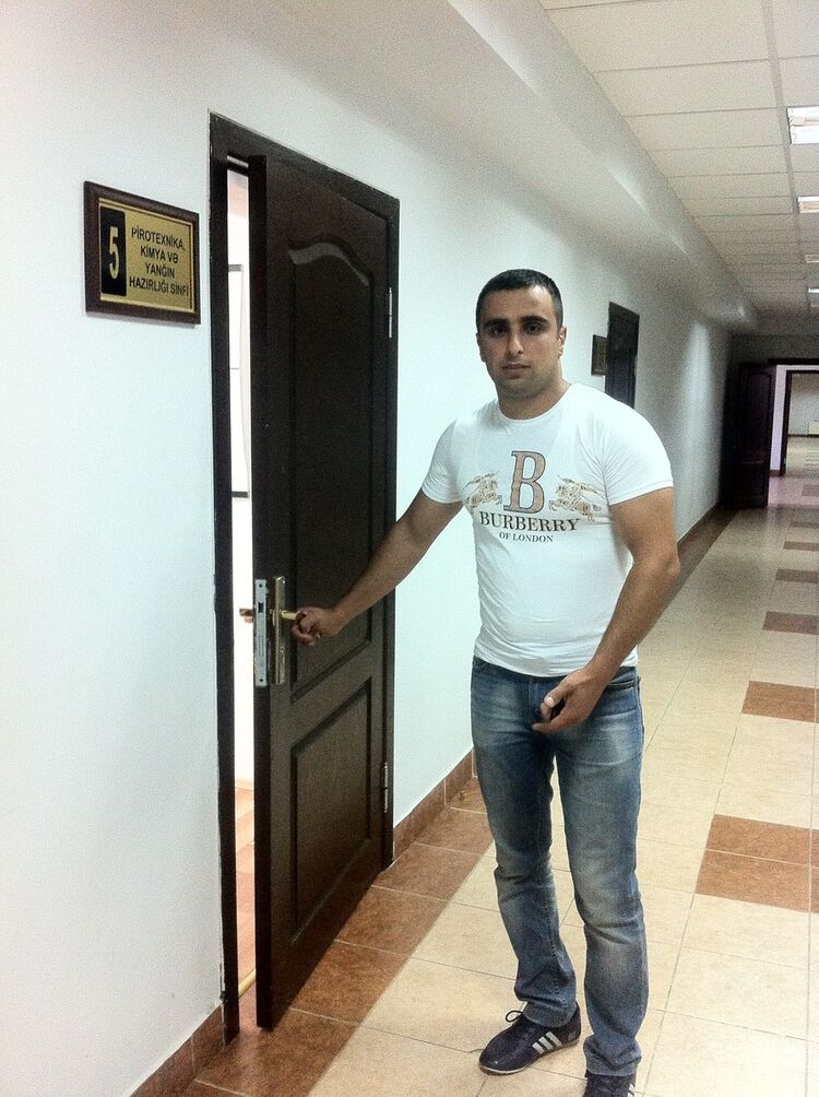  ,   Emin, 37 ,   