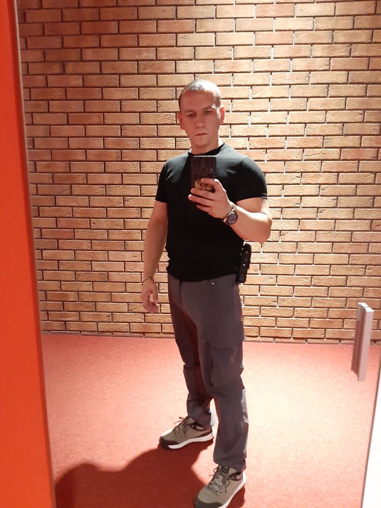  44802163  Alexey, 40 ,    