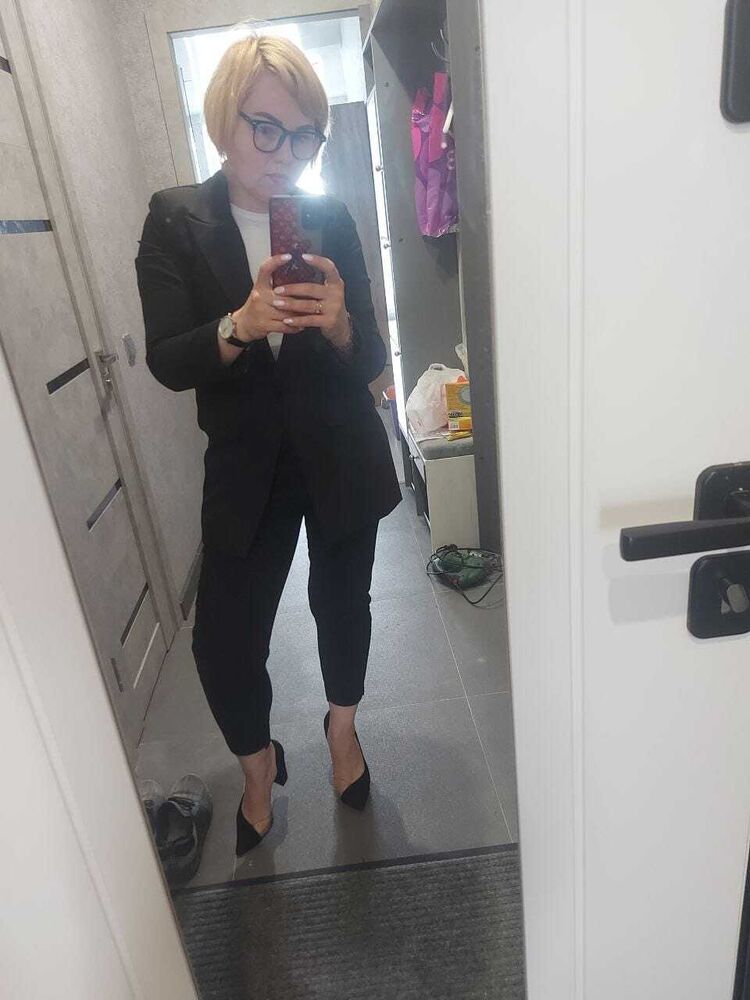  53066233  , 43 ,    -