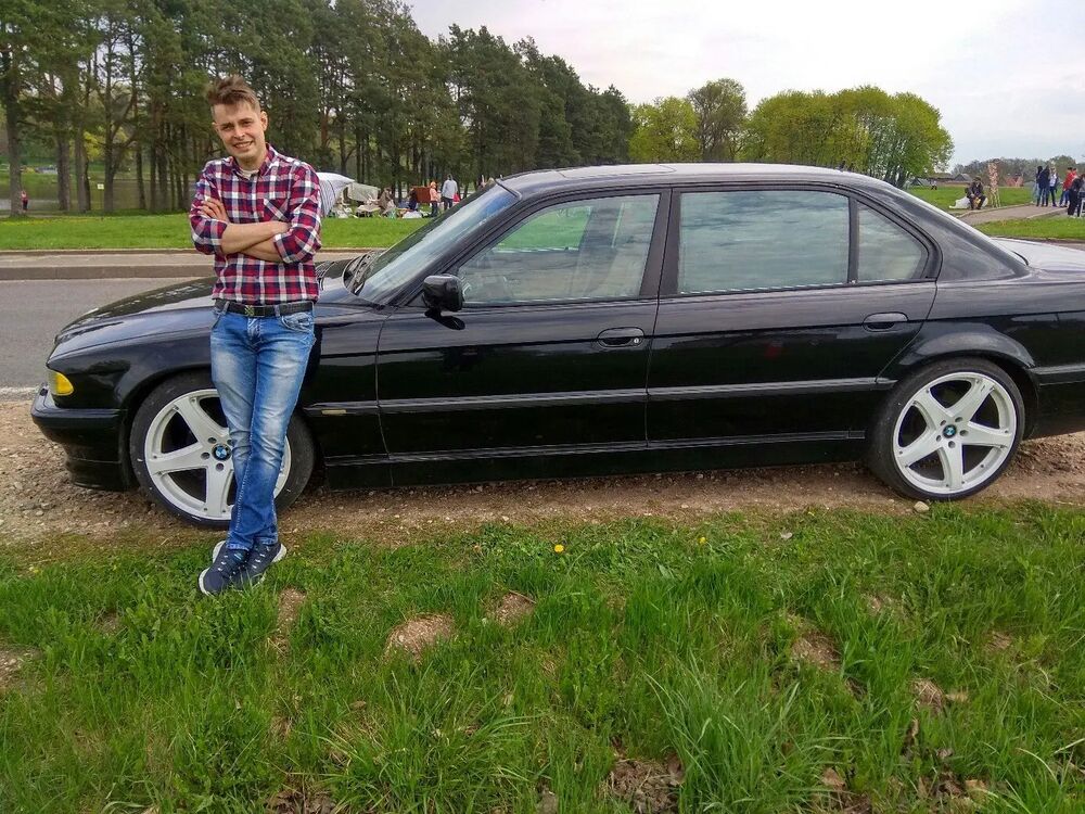  ,   Nikita, 35 ,  