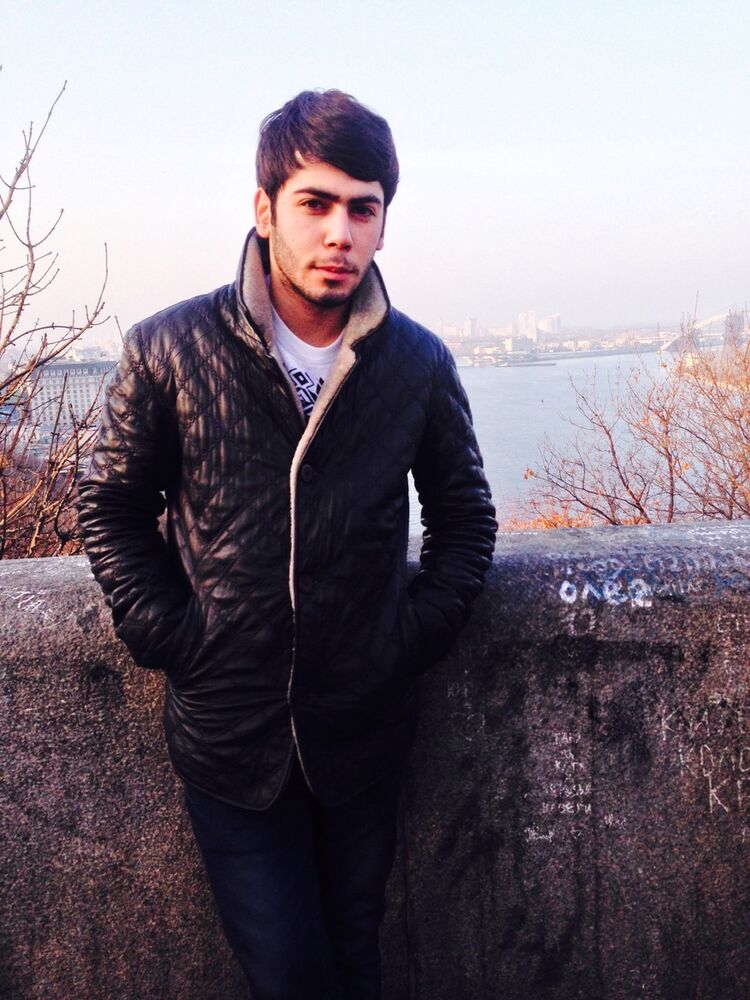 5267463  Ali aliyev, 33 ,    