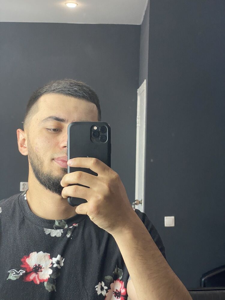  30182133  Arhan, 29 ,    