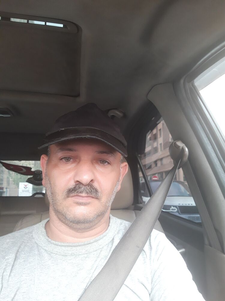  23490643  Terlan, 48 ,    