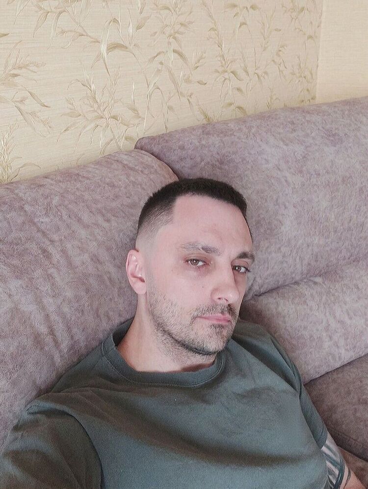  53156803  , 37 ,    