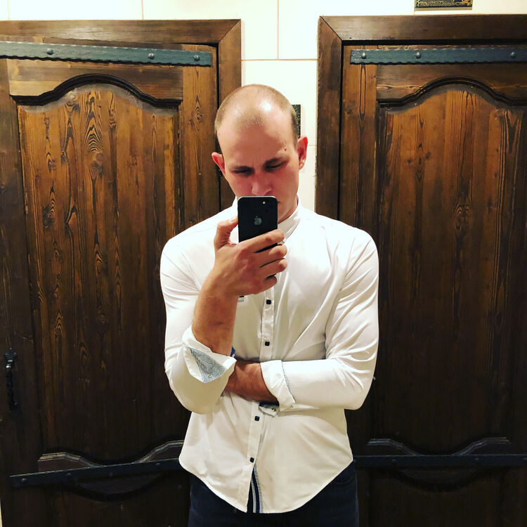 ���� 23747943 ������� �������, 28 ���, ���� ���������� � ����������