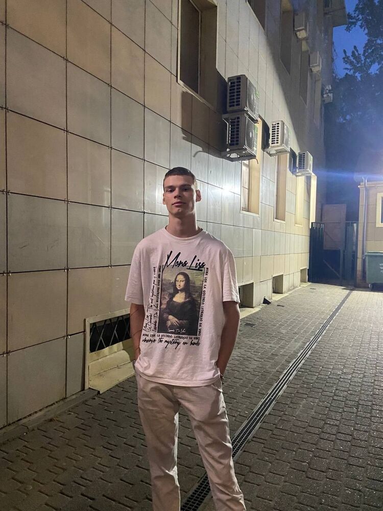  ,   , 18 ,   , 