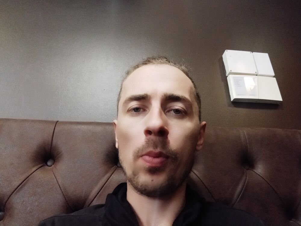  35328623  , 79 ,    