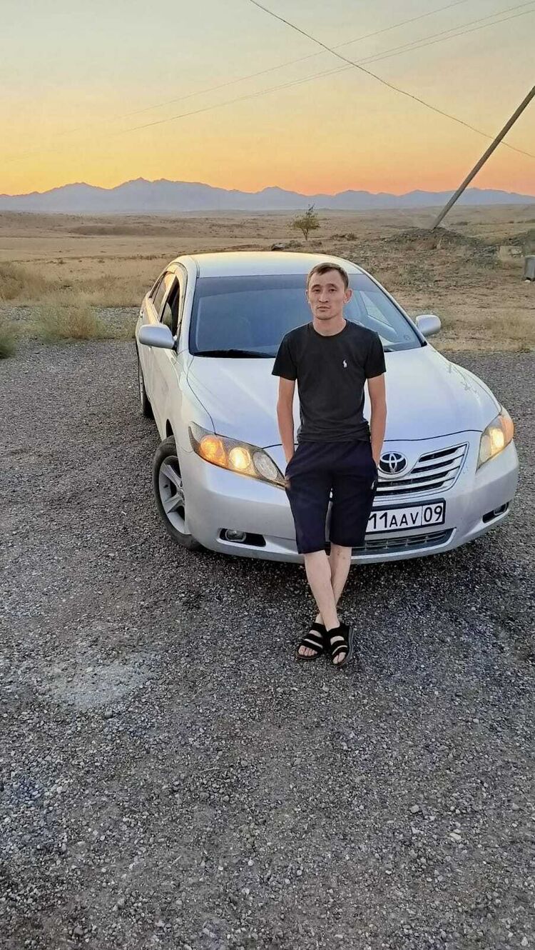  25943403  , 32 ,    