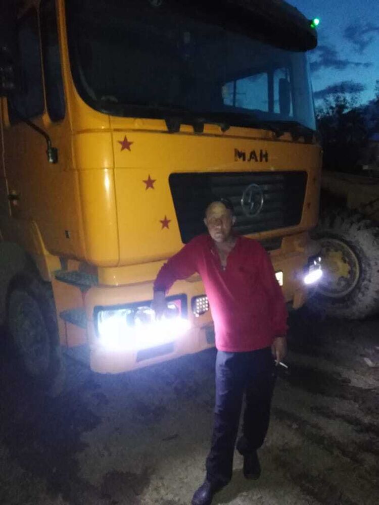  27845933  , 50 ,    