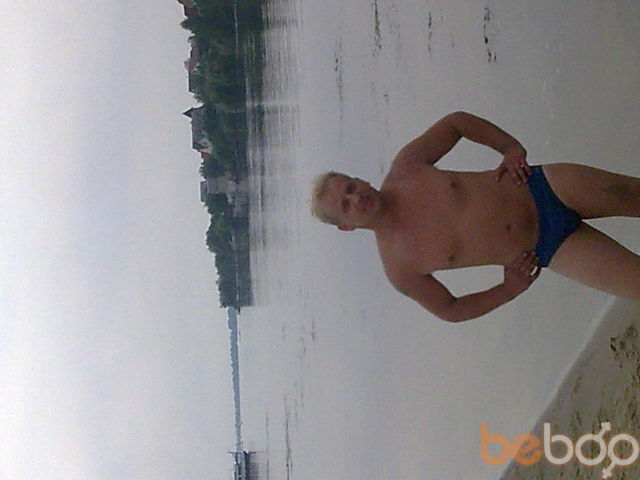  1306393  Roman, 52 ,    