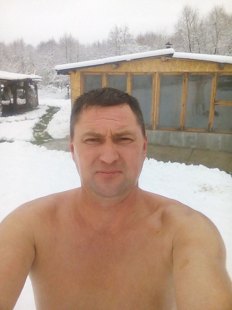  8960653  , 43 ,     