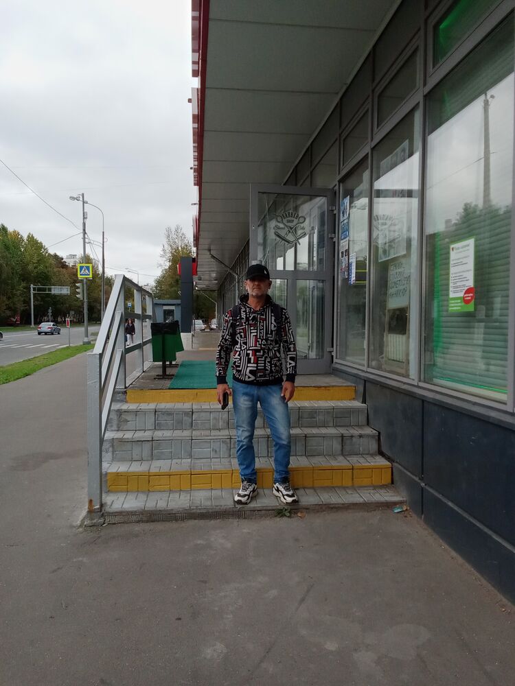  38177303  , 51 ,    