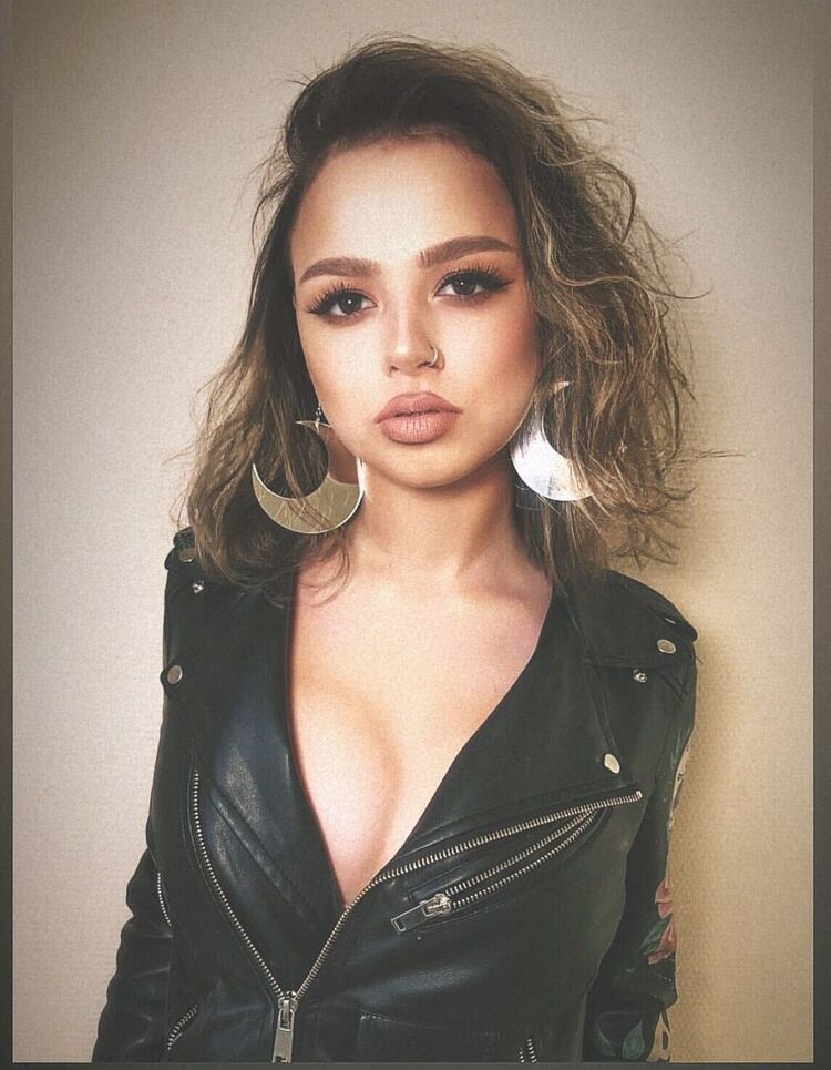  -,   , 22 ,   ,   