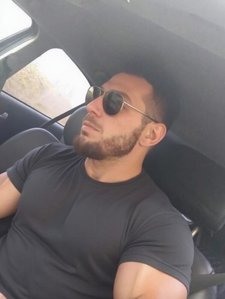  53896323  Arbi, 39 ,    