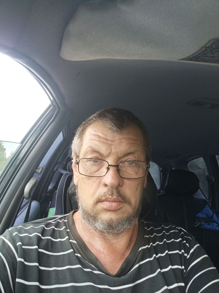  46104743  , 56 ,    