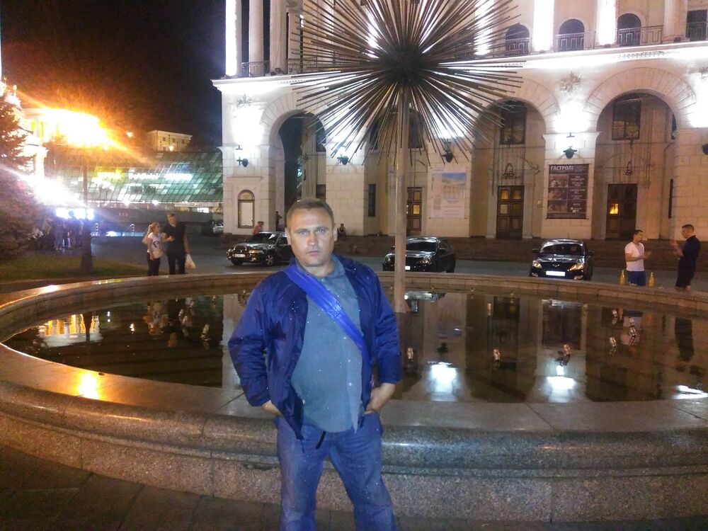  8639183  Vasyl Lomak, 49 ,    