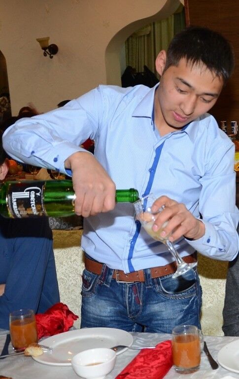  6623923  ArzuJan, 32 ,    