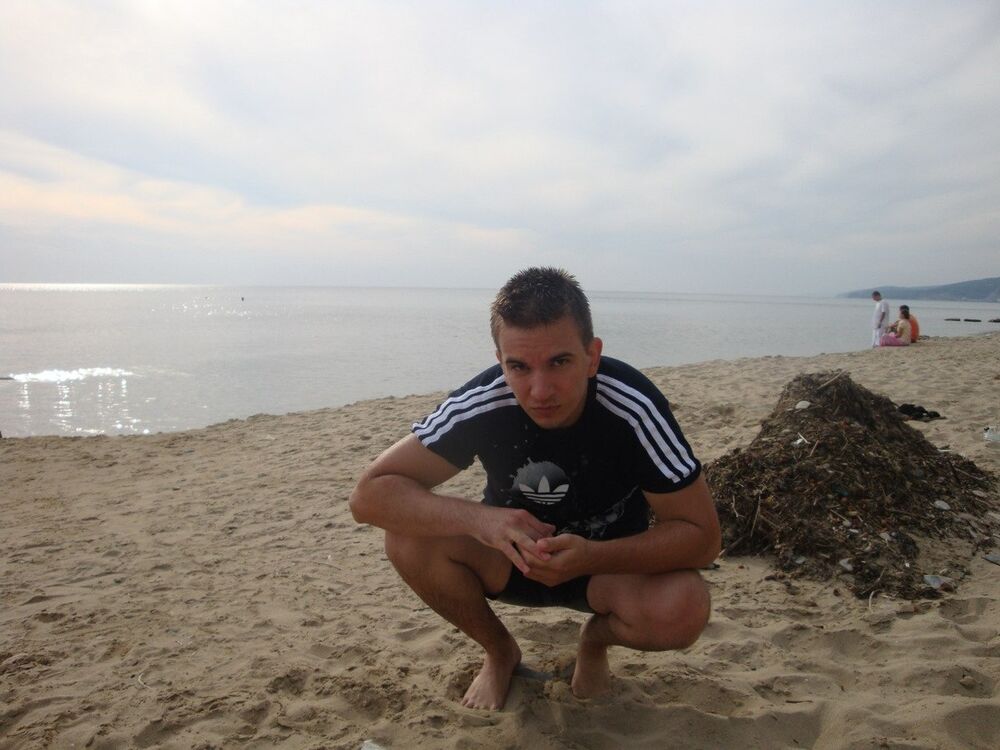  ,   Master, 37 ,   