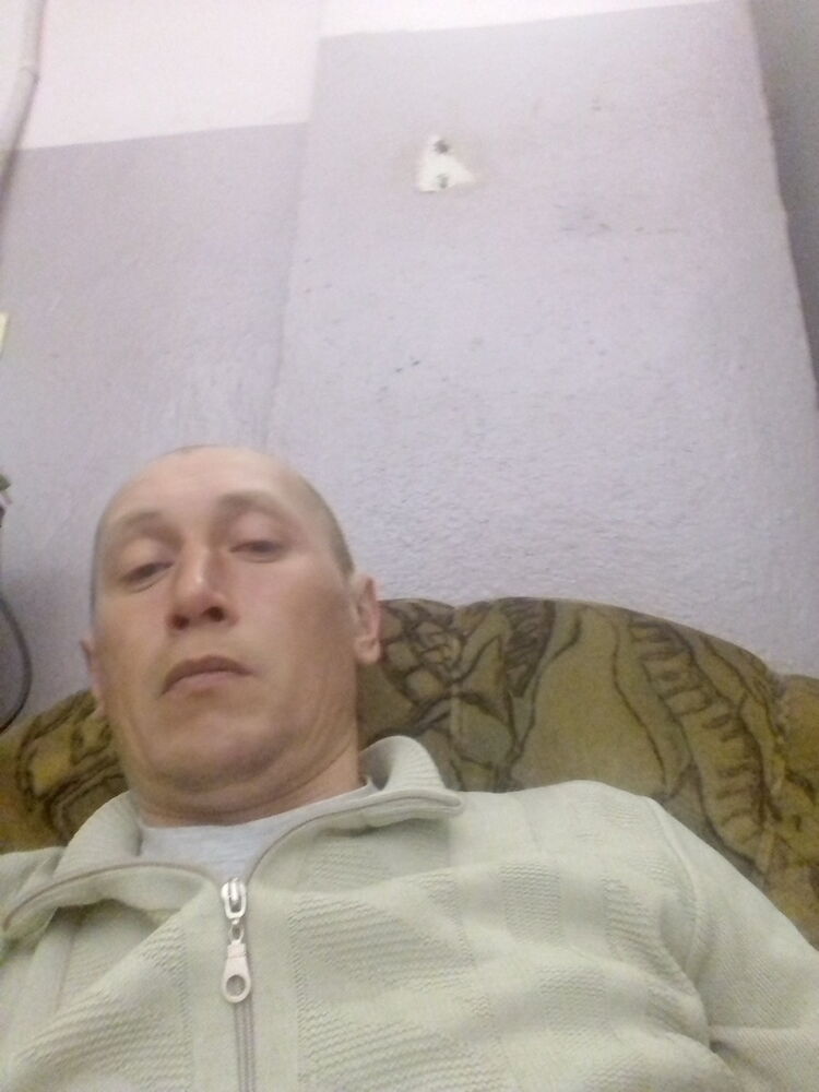  ,   Malish, 42 ,   ,   , c 
