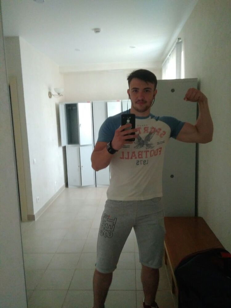  28405853  , 27 ,    