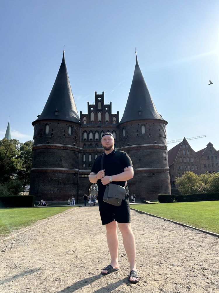  Horrweiler,   Vsevolod, 30 ,   ,   