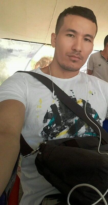  18669173  Ruslan, 39 ,    