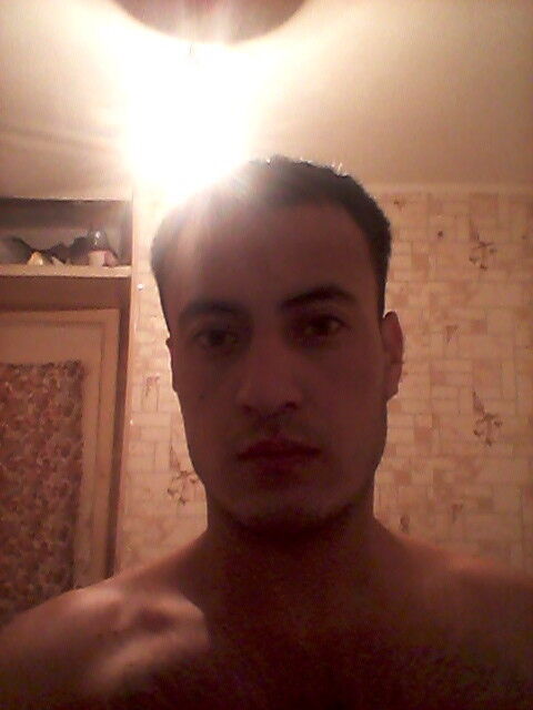  9083683  , 32 ,    