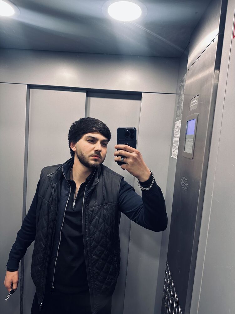  Werda,   Nesib, 19 ,   ,   