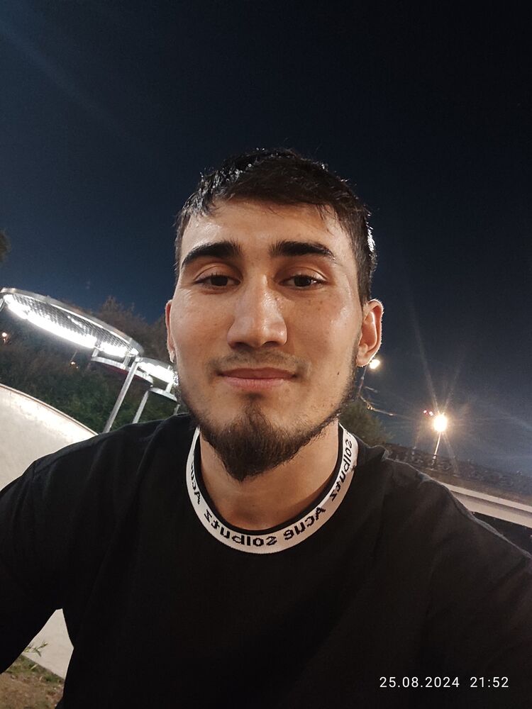  45728323  , 24 ,    
