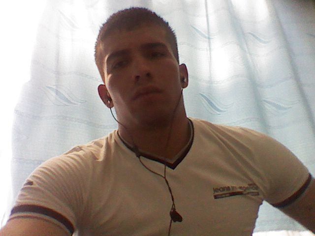  5202053  Ravshan, 32 ,    
