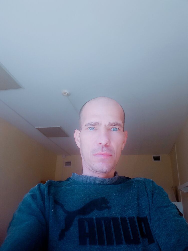  48303663  , 41 ,    