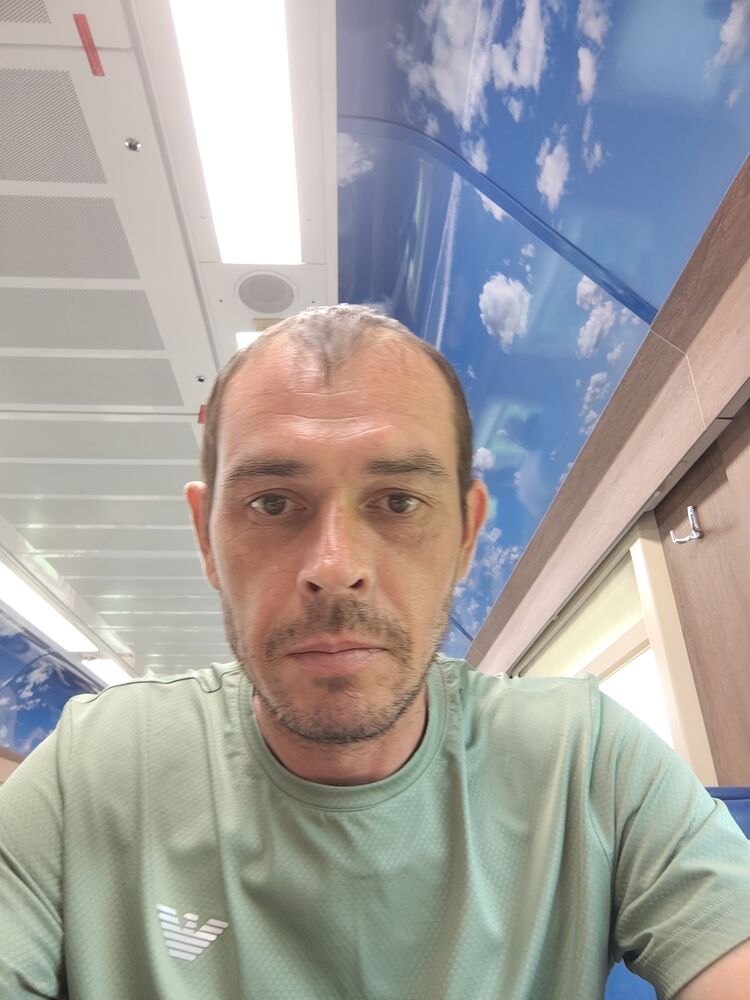  52852563  , 41 ,    