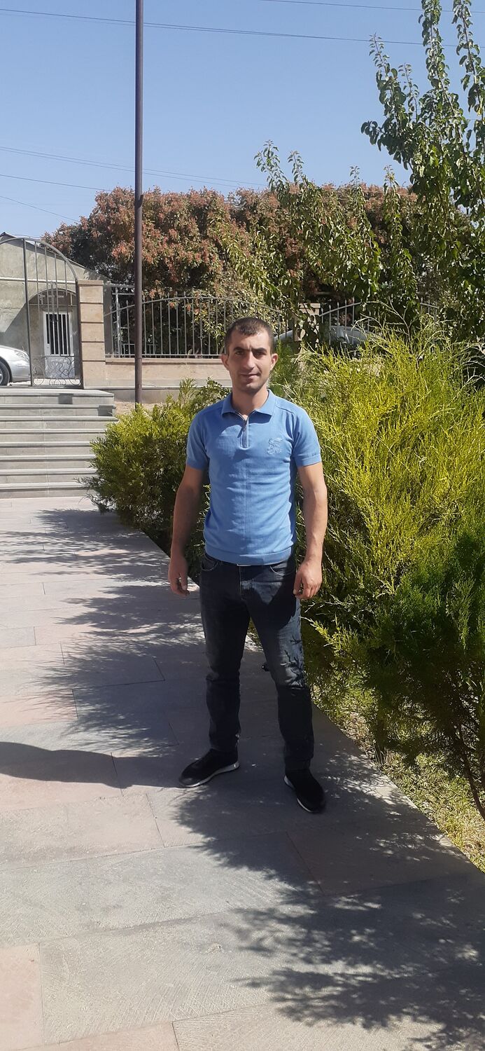  ,   Gegham, 29 ,   ,   