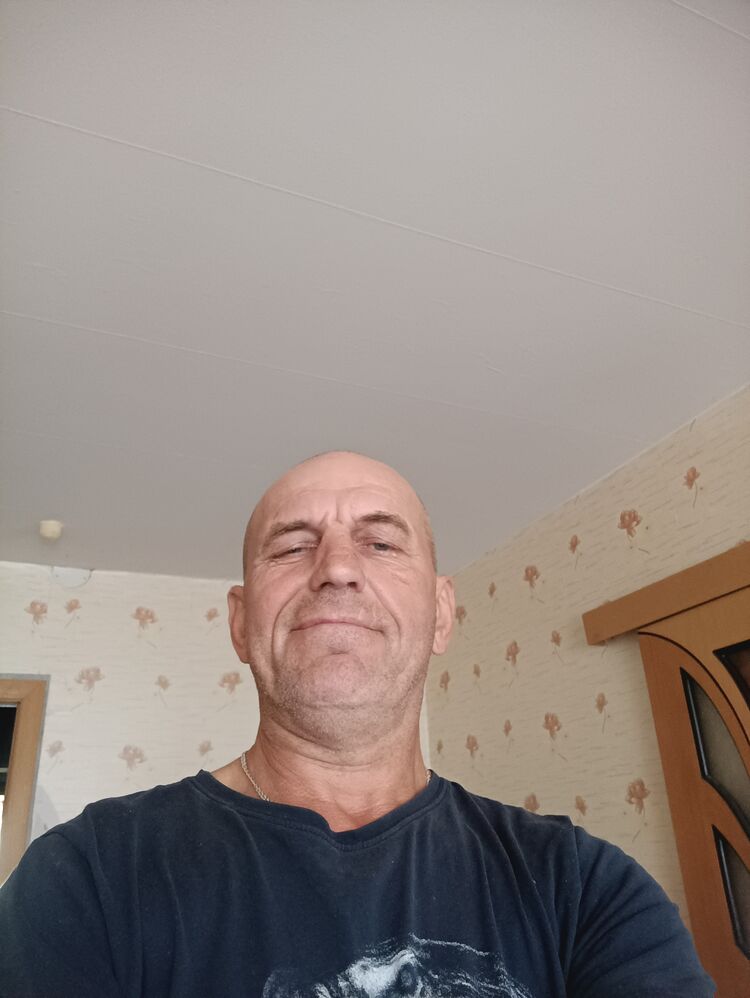  46499083  , 56 ,    