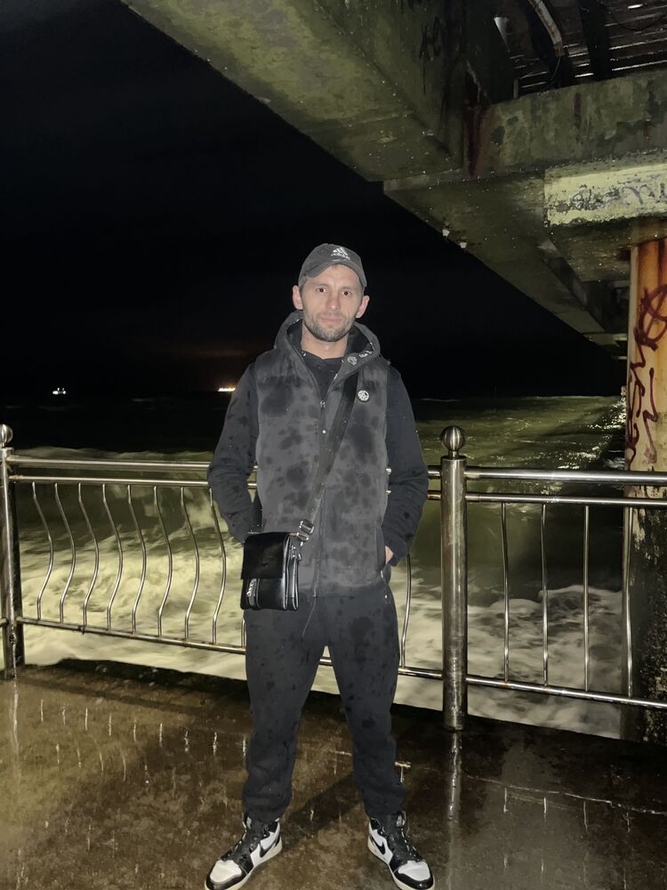  47324873  , 34 ,    
