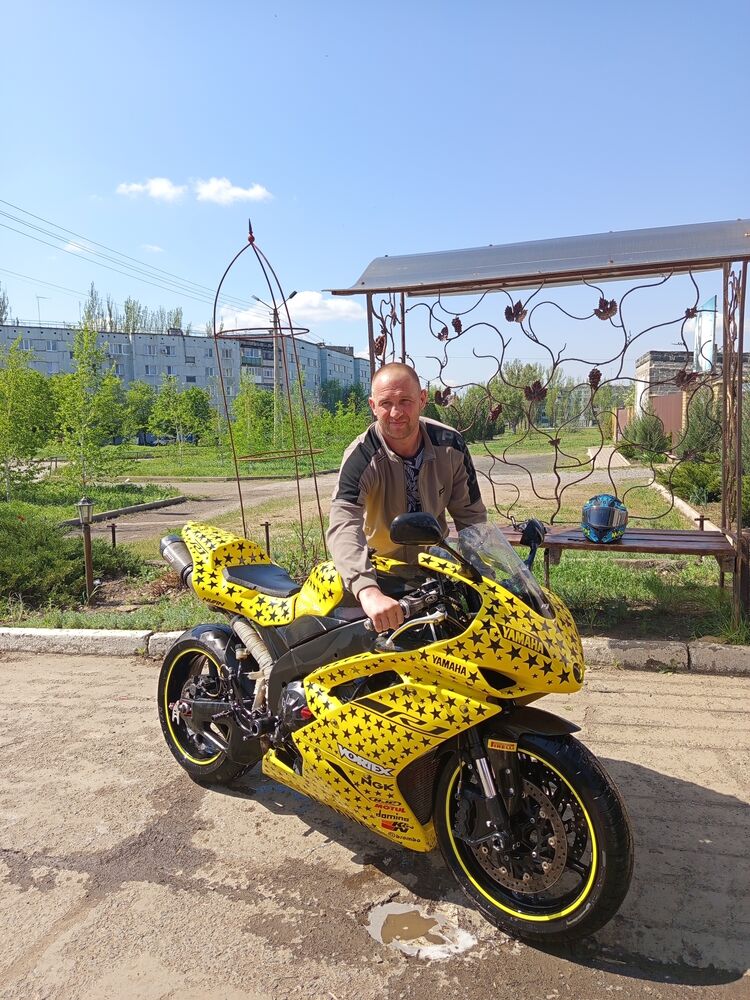  51094083  Artyom, 38 ,    