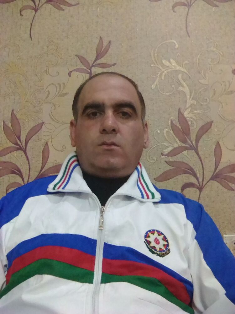  15915883  Zaur, 45 ,    