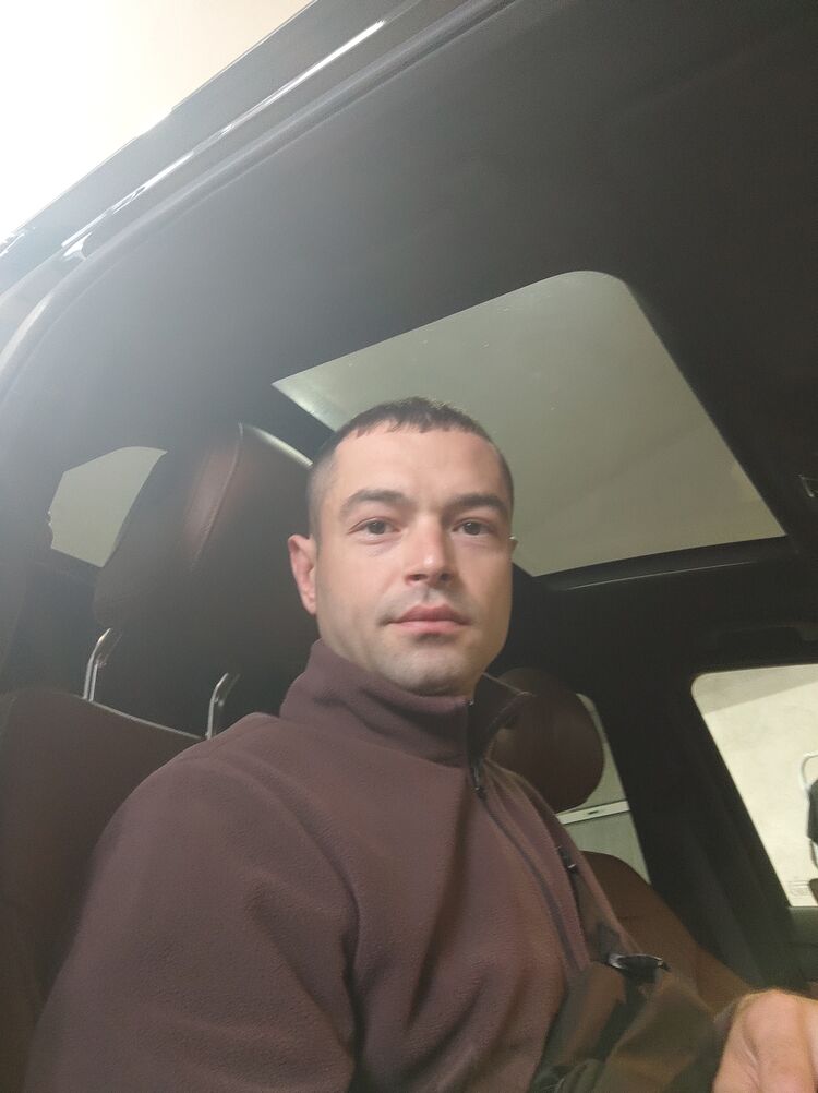  45868503  , 32 ,    